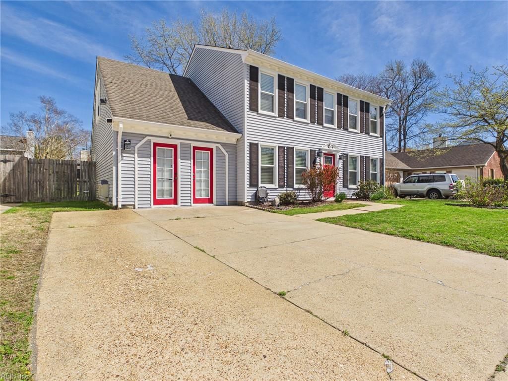 Photo of 5509 Quarterpath Gate, Virginia Beach, VA 23455 (MLS # 10626208)