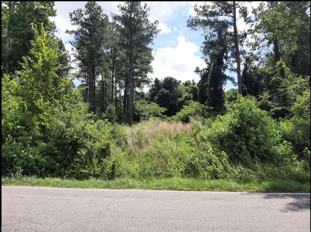 Photo of 6636 Blackwater Road, Virginia Beach, VA 23457 (MLS # 10602309)