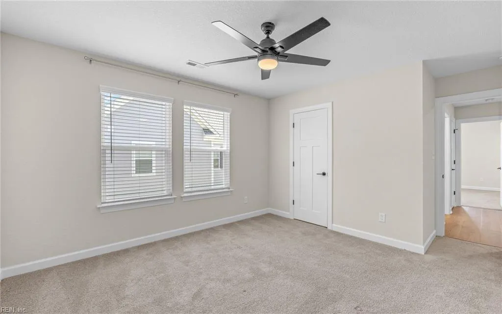 Suffolk, Virginia 23434, United States, 6 Bedrooms Bedrooms, ,4 BathroomsBathrooms,Residential,Active,187513