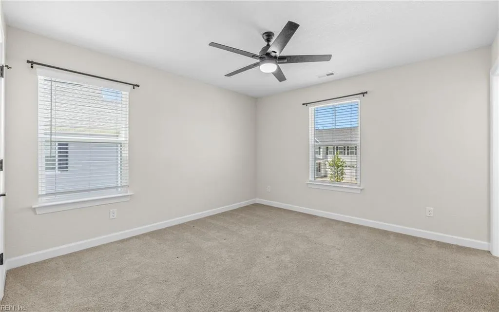 Suffolk, Virginia 23434, United States, 6 Bedrooms Bedrooms, ,4 BathroomsBathrooms,Residential,Active,187513