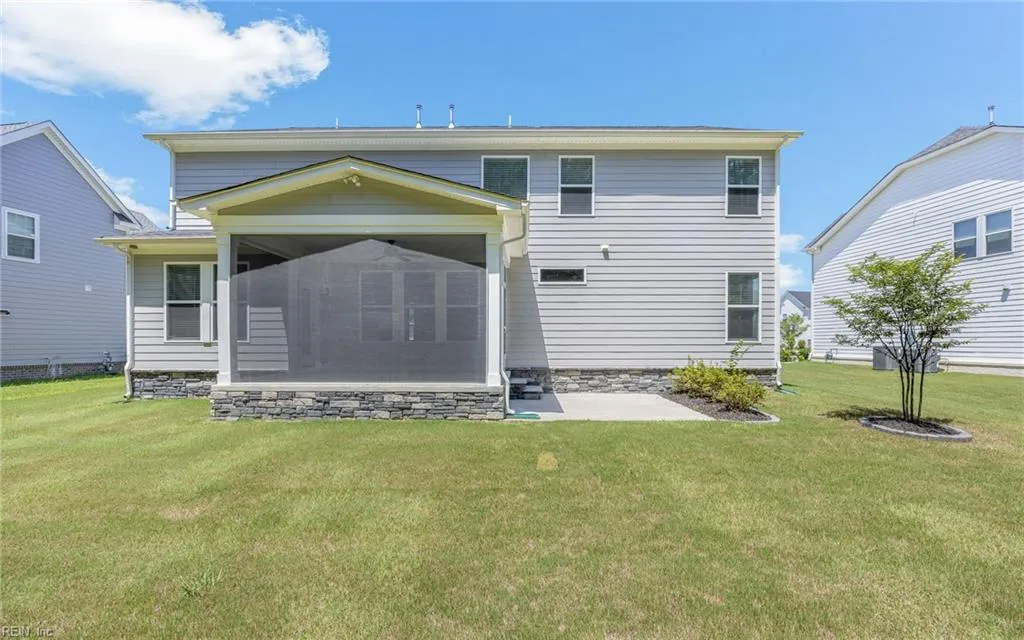 Suffolk, Virginia 23434, United States, 6 Bedrooms Bedrooms, ,4 BathroomsBathrooms,Residential,Active,187513