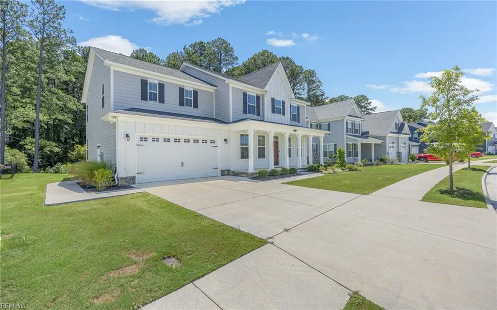 Suffolk, Virginia 23434, United States, 6 Bedrooms Bedrooms, ,4 BathroomsBathrooms,Residential,Active,187513