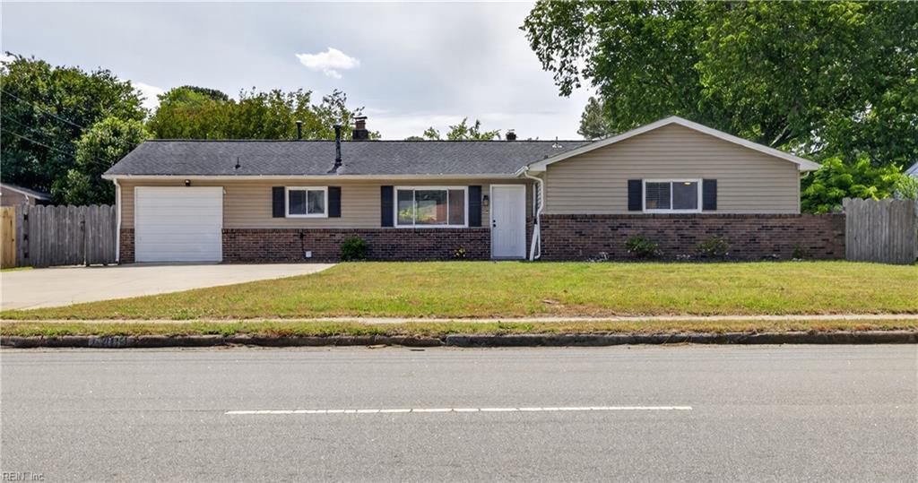 Photo of 5409 Princess Anne Road, Virginia Beach, VA 23462 (MLS # 10632585)
