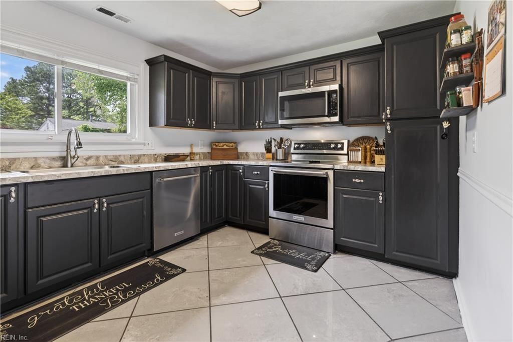 Photo of 5409 Princess Anne Road, Virginia Beach, VA 23462 (MLS # 10632585)