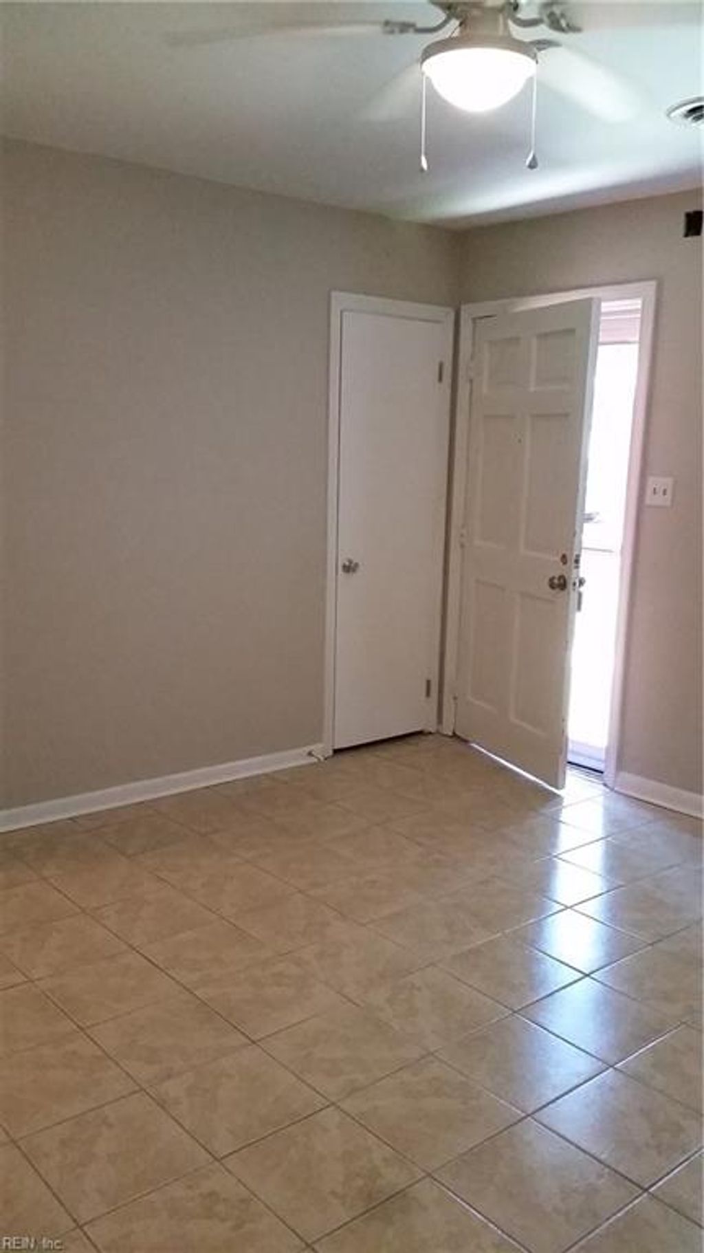 Photo of 116 S Corwood Avenue, Virginia Beach, VA 23452 (MLS # 10624678)