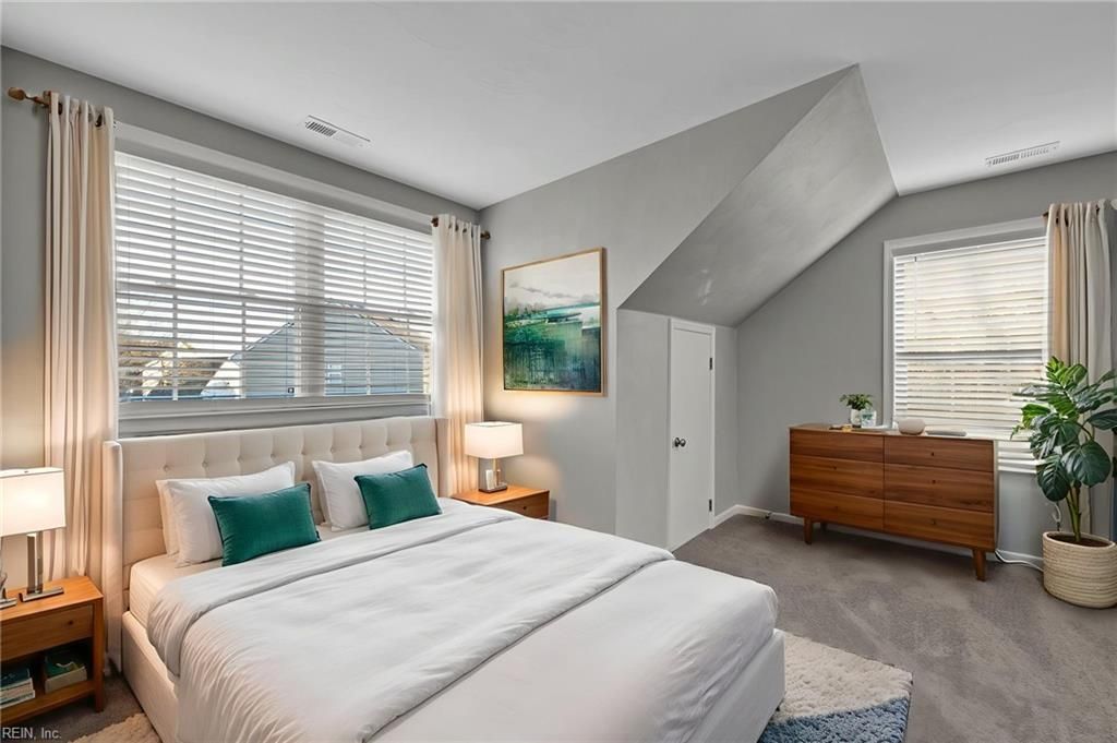 Photo of 172 Kings Gate Drive, Portsmouth, VA 23701 (MLS # 10620319)