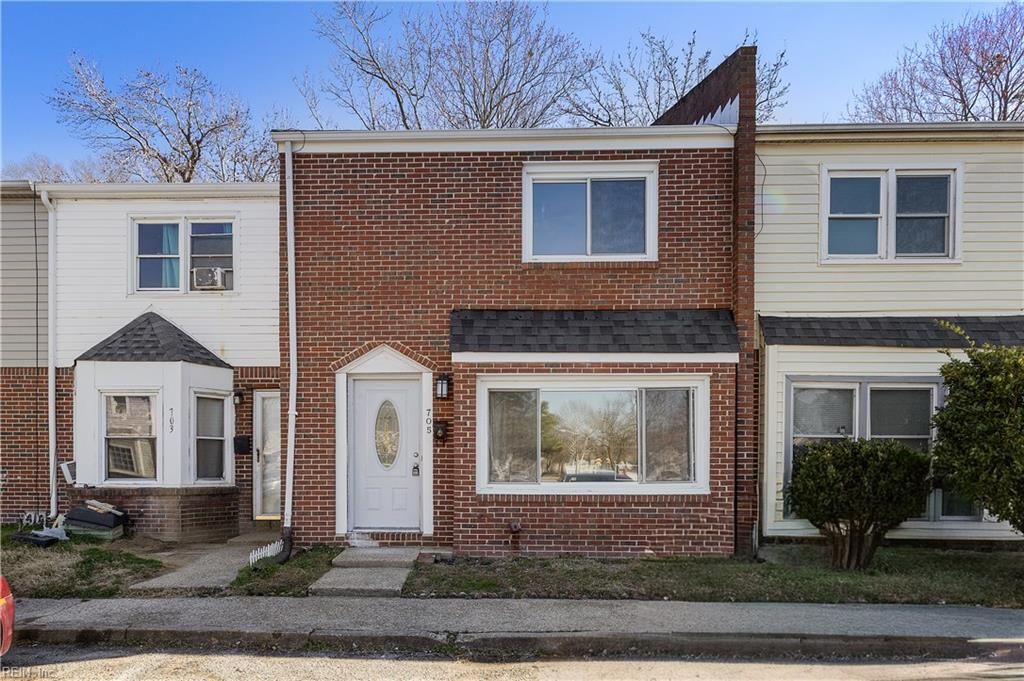 Photo of 705 Harbour North Drive N, Chesapeake, VA 23320 (MLS # 10621606)