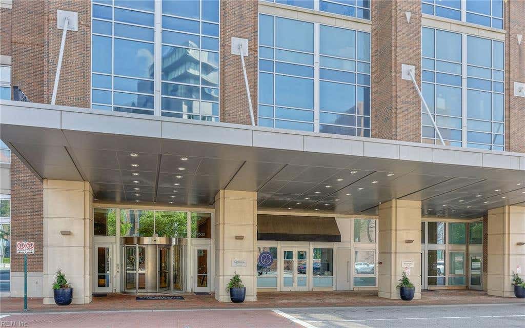 Photo of 4545 Commerce Street #2906, Virginia Beach, VA 23462 (MLS # 10650431)