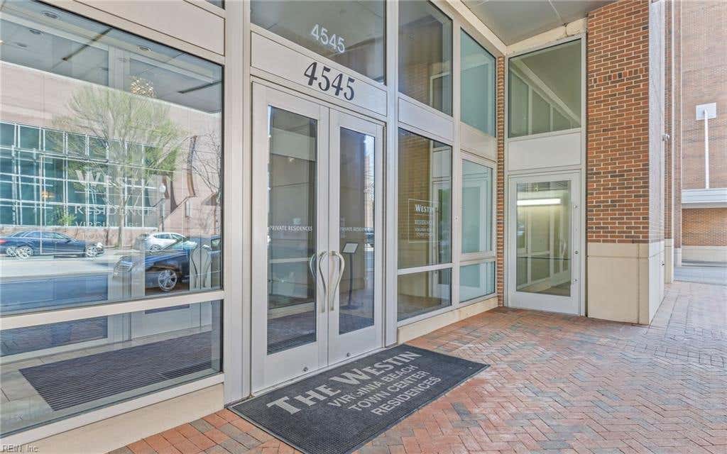 Photo of 4545 Commerce Street #2906, Virginia Beach, VA 23462 (MLS # 10650431)