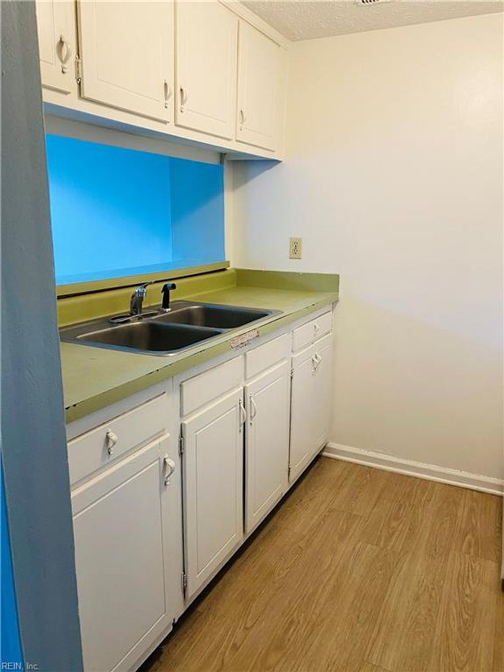 Photo of 7040 Bray Road, Hayes, VA 23072 (MLS # 10605918)