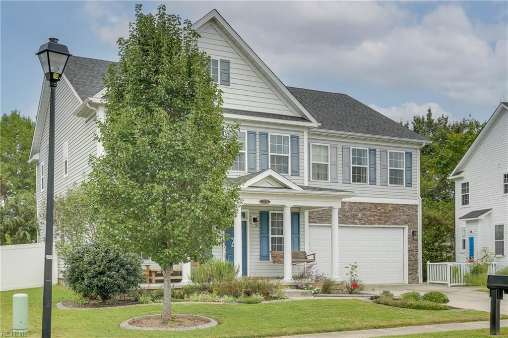 Photo of 2570 River Watch Drive, Suffolk, VA 23434 (MLS # 10620373)