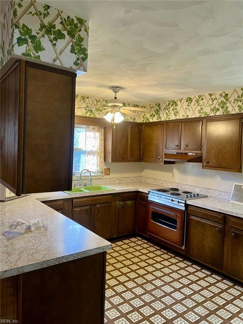 Photo of 2541 S Adventure Trail, Virginia Beach, VA 23454 (MLS # 10628173)