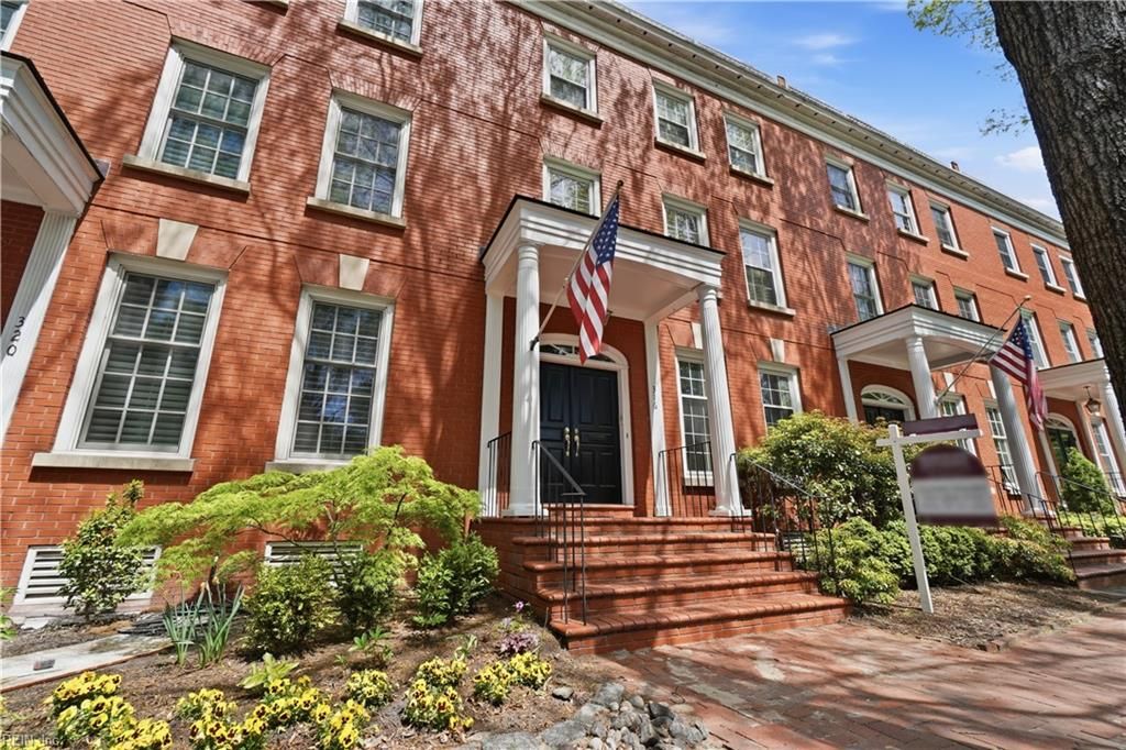 Photo of 316 College Place, Norfolk, VA 23510 (MLS # 10628694)