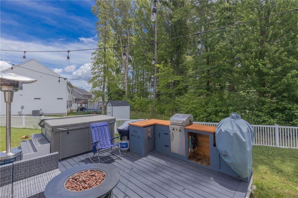 304 Michael Selby DR