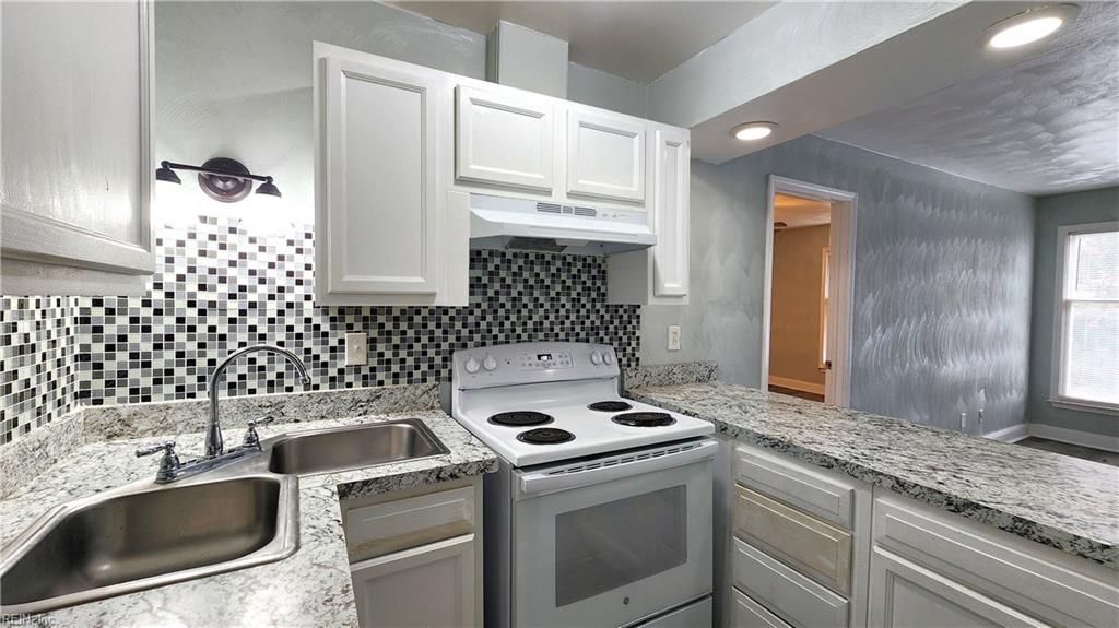 Photo of 322 Washington Street #C, Portsmouth, VA 23704 (MLS # 10629594)