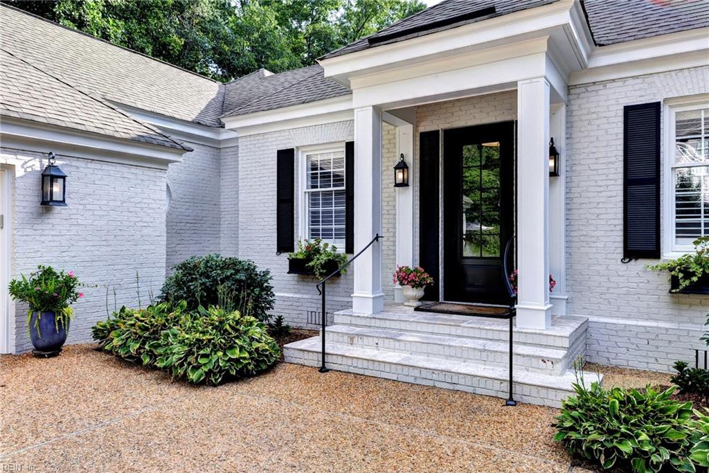 109 Pinehurst RD