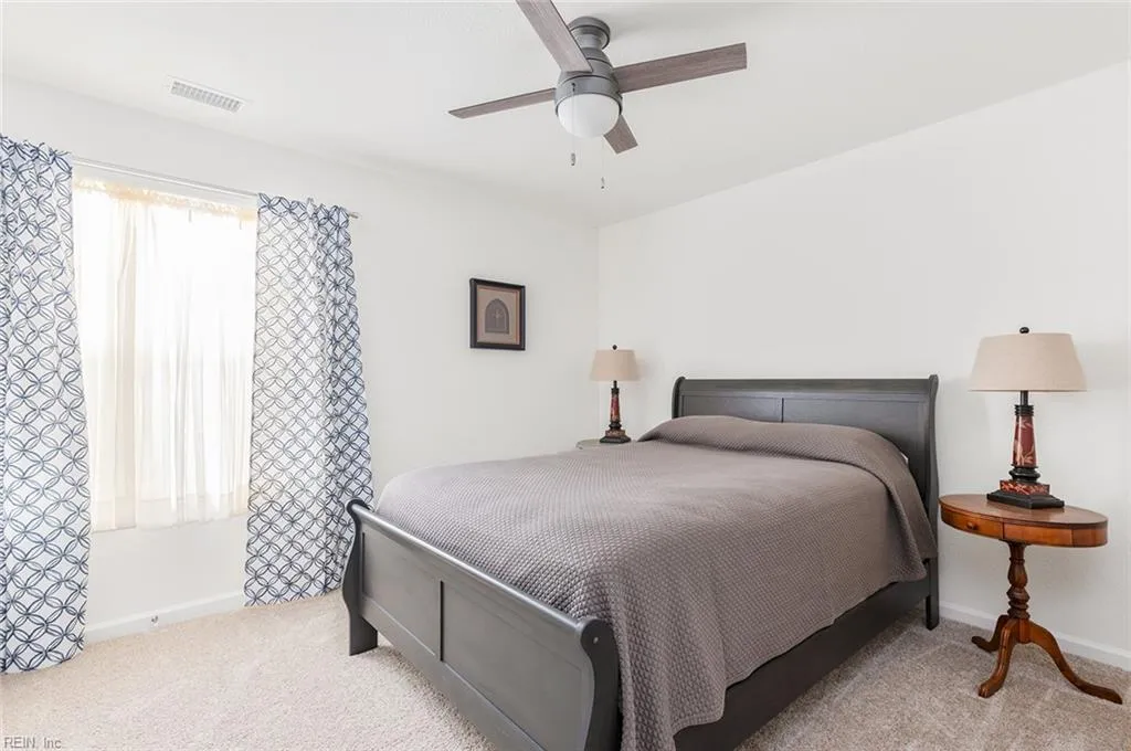 Suffolk, Virginia 23435, United States, 4 Bedrooms Bedrooms, ,3 BathroomsBathrooms,Residential,Pending,12359