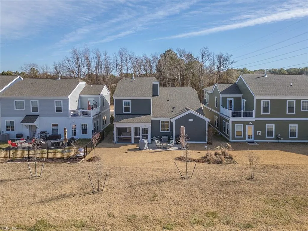 Suffolk, Virginia 23435, United States, 4 Bedrooms Bedrooms, ,3 BathroomsBathrooms,Residential,Pending,12359