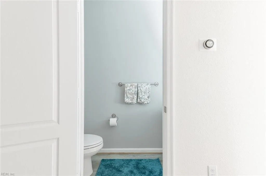 Suffolk, Virginia 23435, United States, 4 Bedrooms Bedrooms, ,3 BathroomsBathrooms,Residential,Pending,12359