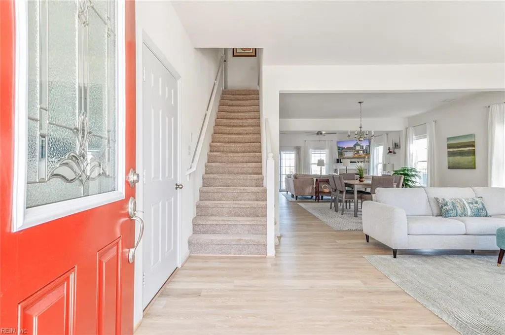 Suffolk, Virginia 23435, United States, 4 Bedrooms Bedrooms, ,3 BathroomsBathrooms,Residential,Pending,12359