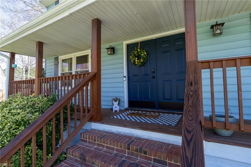 Photo of 627 Emerald Court, Chesapeake, VA 23320 (MLS # 10625337)