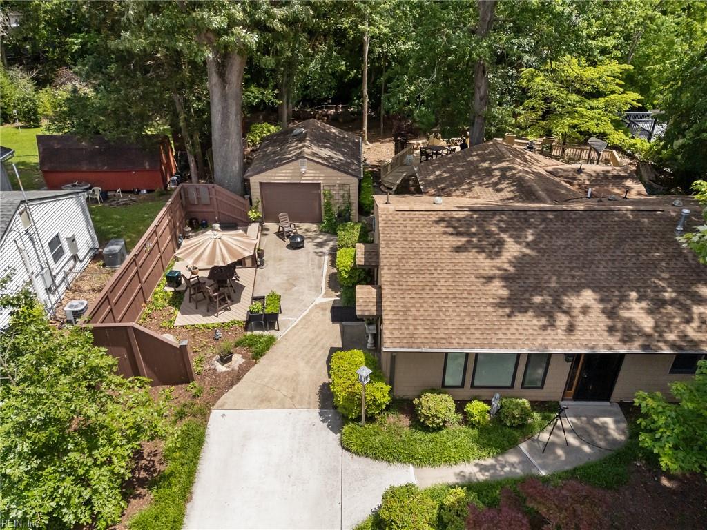 224 Iroquois RD