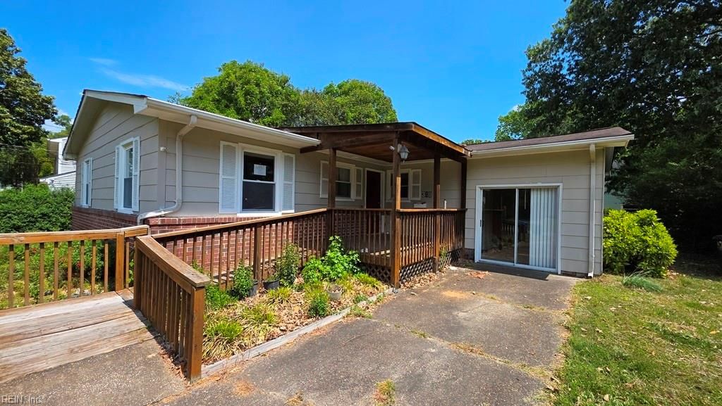 Photo of 340 Garrison Place, Virginia Beach, VA 23452 (MLS # 10631819)