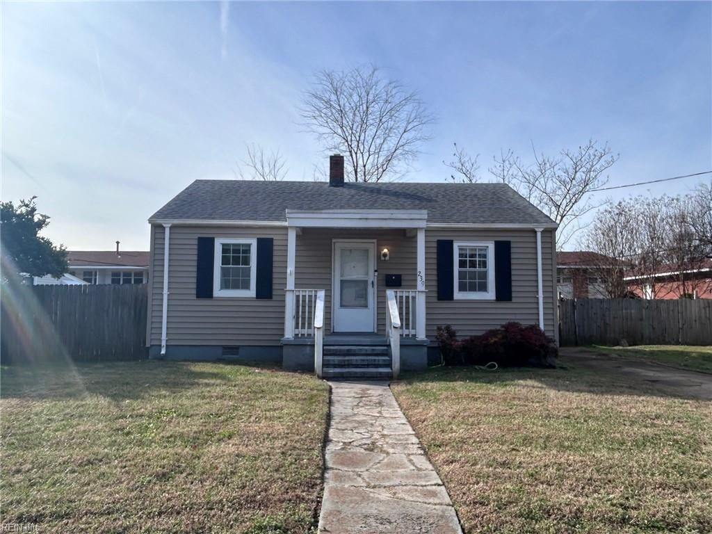 Photo of 239 Burgoyne Road, Norfolk, VA 23503 (MLS # 10613881)