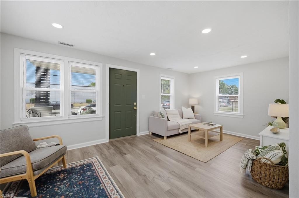 Photo of 710 Center Avenue, Newport News, VA 23605 (MLS # 10631085)