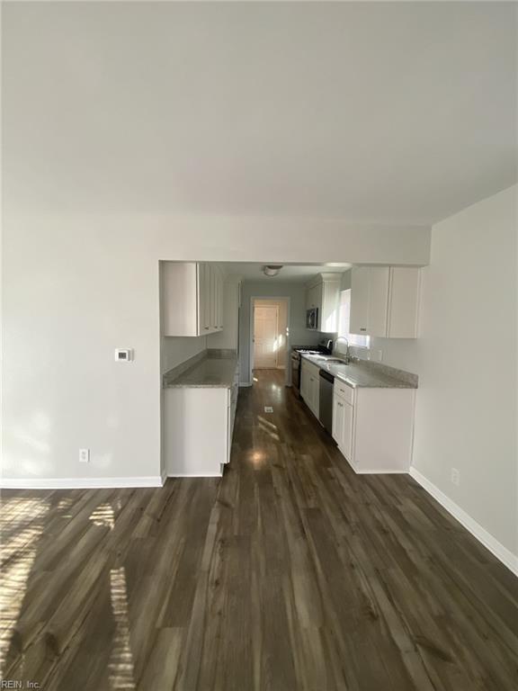 711 Vellines AVE