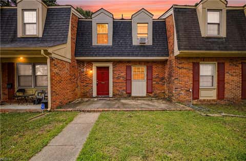 Photo of 397 Deputy Lane #E, Newport News, VA 23608 (MLS # 10648715)