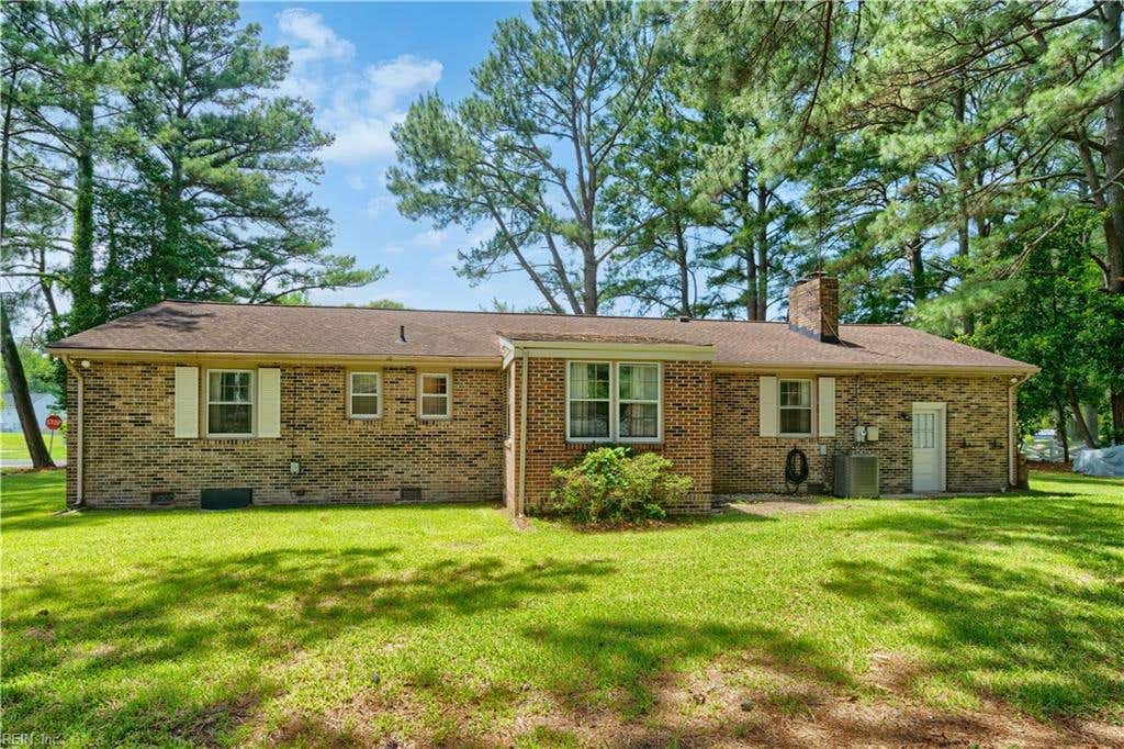 Photo of 4325 Twin Pines Road, Portsmouth, VA 23703 (MLS # 10644289)