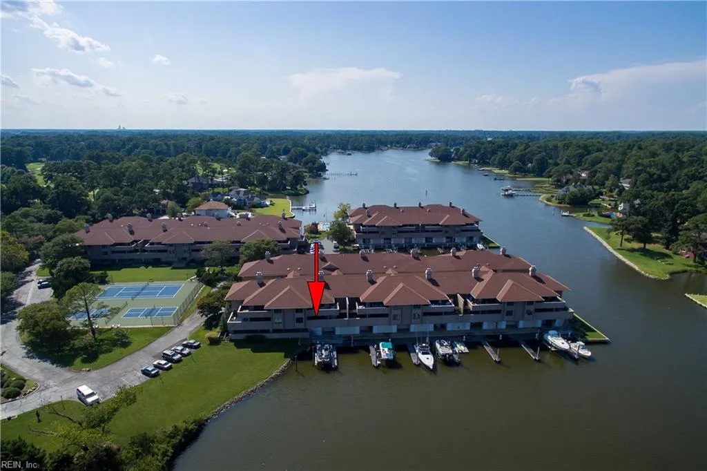 Virginia Beach, Virginia 23451, United States, 2 Bedrooms Bedrooms, ,2 BathroomsBathrooms,Residential,Pending,16225