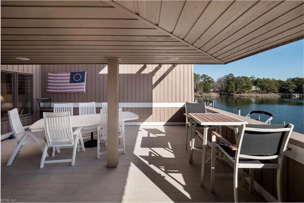 Virginia Beach, Virginia 23451, United States, 2 Bedrooms Bedrooms, ,2 BathroomsBathrooms,Residential,Pending,16225