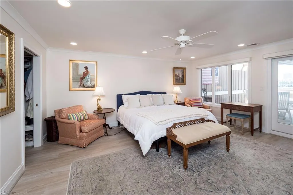 Virginia Beach, Virginia 23451, United States, 2 Bedrooms Bedrooms, ,2 BathroomsBathrooms,Residential,Pending,16225