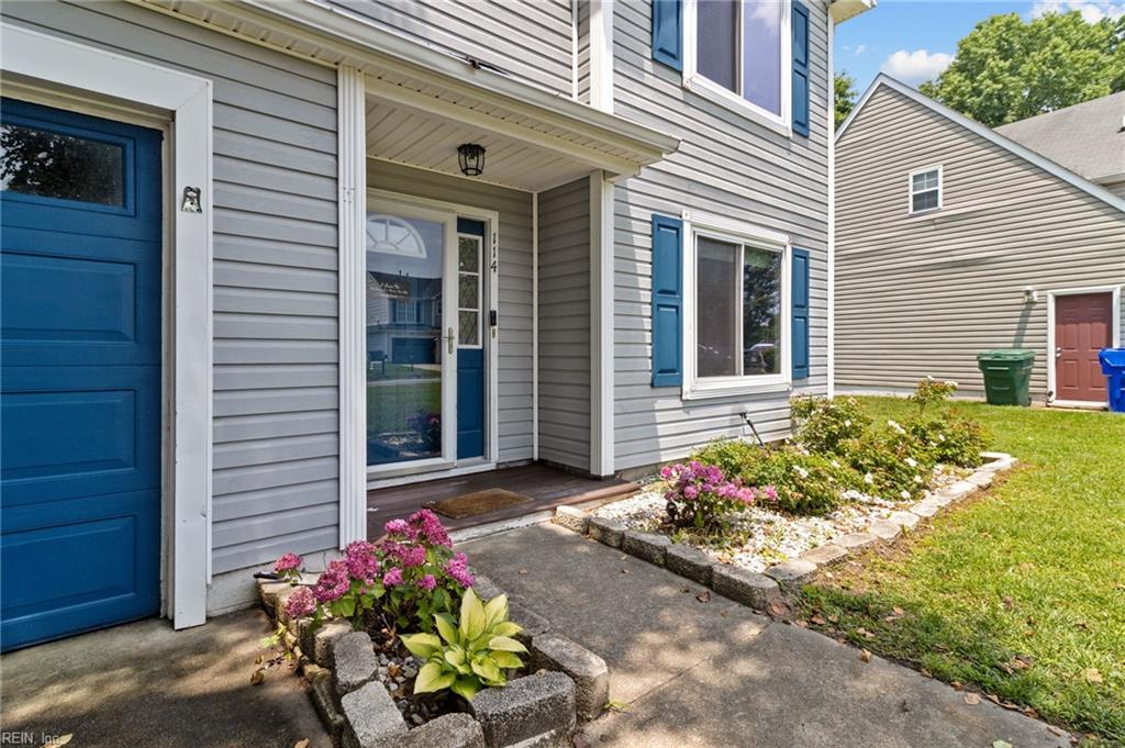 114 Lancelot DR