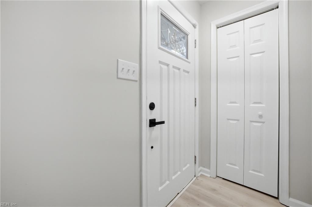 Photo of 733 Spruce Street, Hampton, VA 23661 (MLS # 10623099)