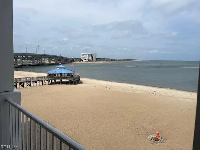 Virginia Beach, Virginia 23451, United States, 4 Bedrooms Bedrooms, ,3 BathroomsBathrooms,Residential,Active,203573