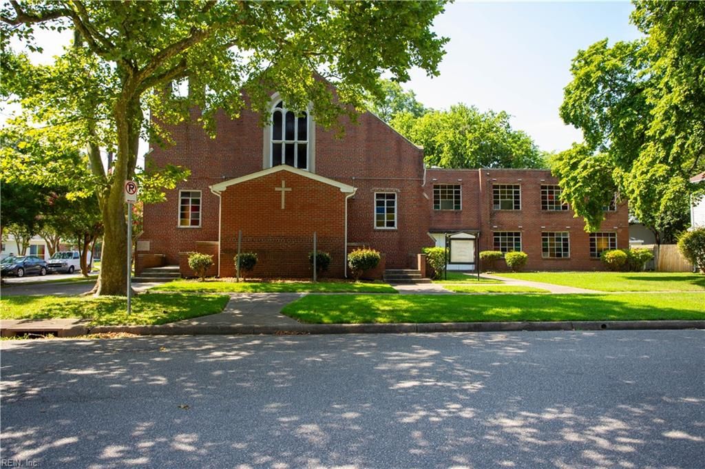 Photo of 241 Forrest Avenue, Norfolk, VA 23505 (MLS # 10628888)