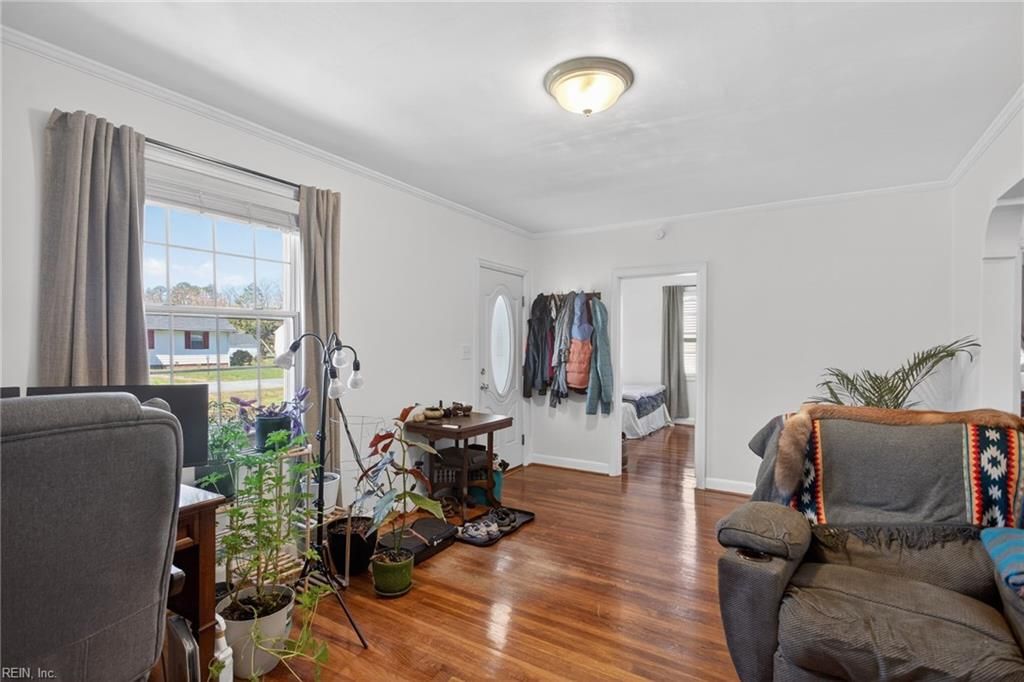 Photo of 14 Fontaine Road, Newport News, VA 23601 (MLS # 10625694)