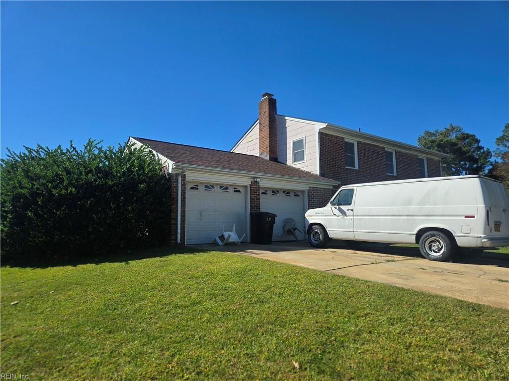 Photo of 617 N Piping Rock Road, Virginia Beach, VA 23452 (MLS # 10606791)