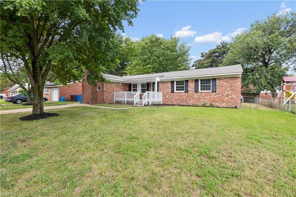 Photo of 1628 Gaff Road, Chesapeake, VA 23321 (MLS # 10650493)
