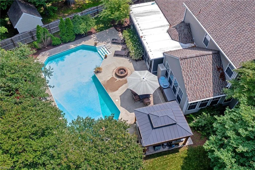 Suffolk, Virginia 23434, United States, 4 Bedrooms Bedrooms, ,3 BathroomsBathrooms,Residential,Active,142994