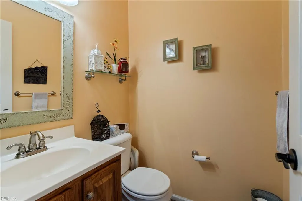 Suffolk, Virginia 23434, United States, 4 Bedrooms Bedrooms, ,3 BathroomsBathrooms,Residential,Active,142994