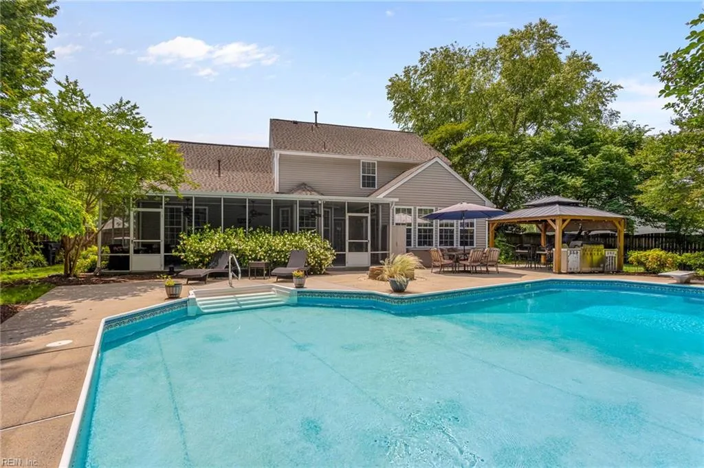 Suffolk, Virginia 23434, United States, 4 Bedrooms Bedrooms, ,3 BathroomsBathrooms,Residential,Active,142994