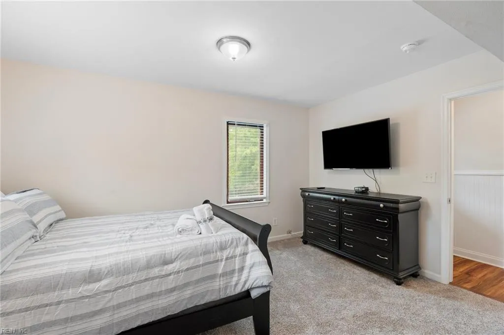 Virginia Beach, Virginia 23456, United States, 6 Bedrooms Bedrooms, ,3 BathroomsBathrooms,Residential,Active,250514