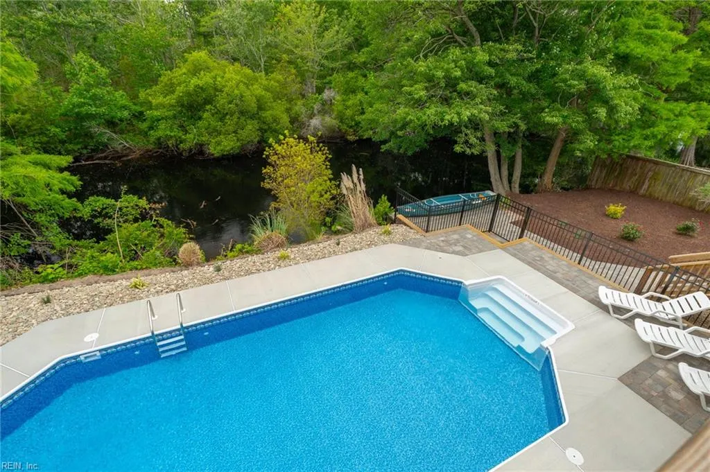 Virginia Beach, Virginia 23456, United States, 6 Bedrooms Bedrooms, ,3 BathroomsBathrooms,Residential,Active,250514