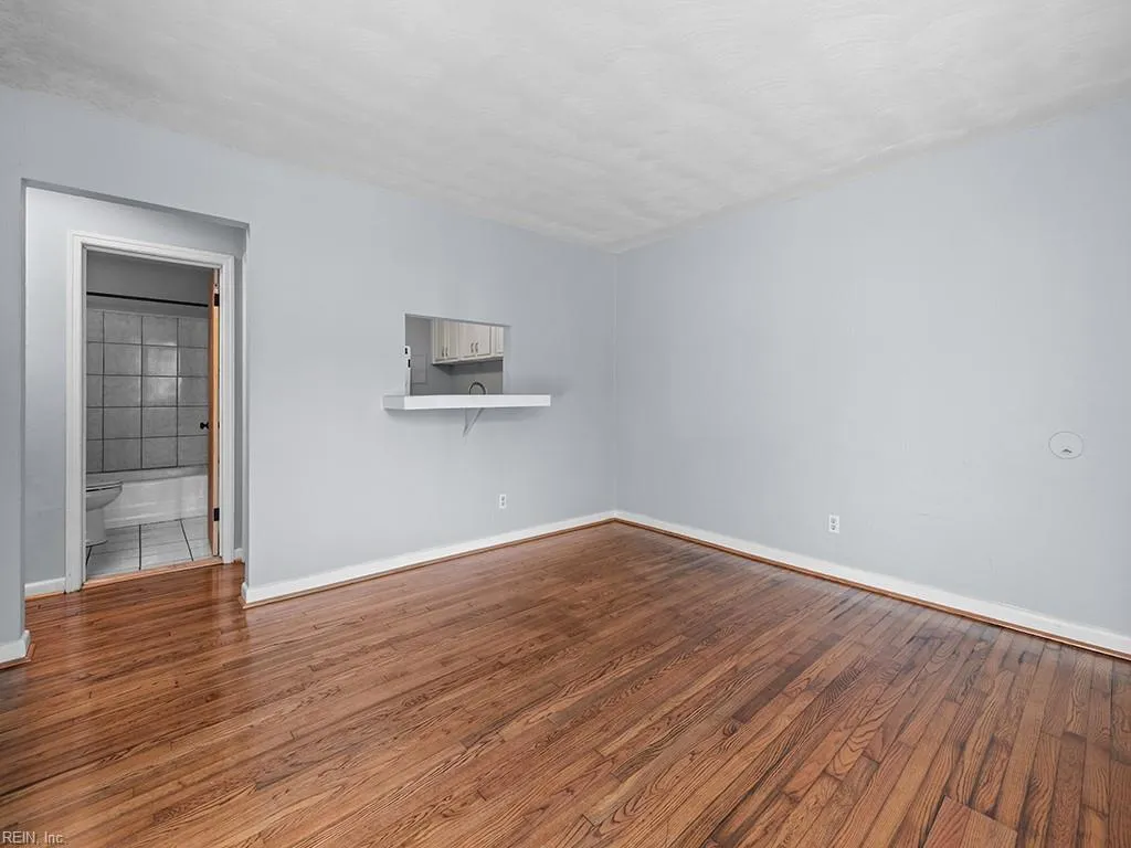 Virginia Beach, Virginia 23454, United States, ,Residential,Active,243332