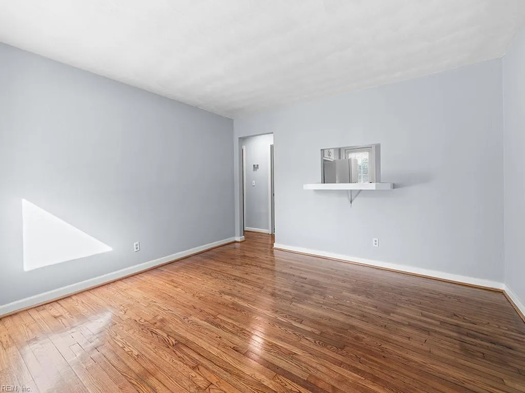 Virginia Beach, Virginia 23454, United States, ,Residential,Active,243332