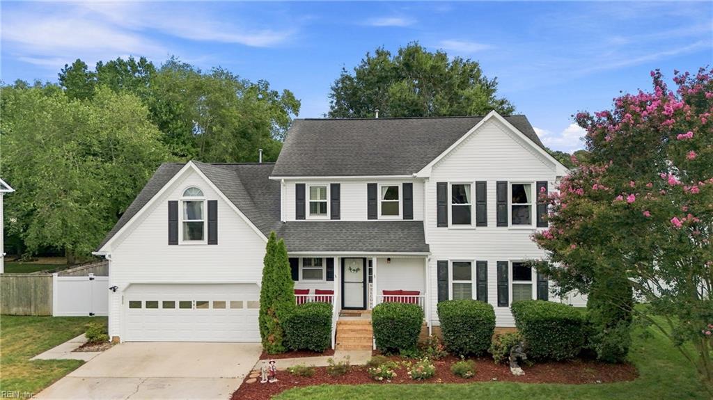 Photo of 641 Edgewood Arch, Chesapeake, VA 23322 (MLS # 10652602)